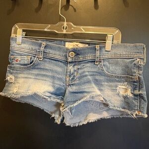 VTG Y2K Hollister Micro Shorts Size 7 Denim Low Rise Mini Booty Distressed logo
